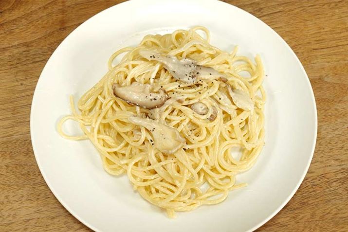 LmRނ̃VLVL̎ƎcĂdオ܂