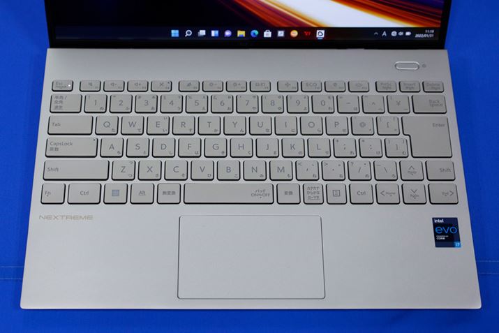 L[{[h̃L[Xg[N1.5mmAL[sb`19mmBFnL[̓CAEgAFn1`Fn4ɃTEhAF5`F8ɃfBXvCAFn9`Fn12ɂق̋@\蓖ĂĂBuXC950/DvƁuXC750/Dv̓L[{[hobNCg𓋍