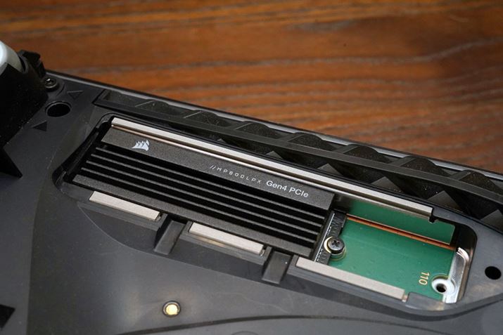 ŁuCORSAIR MP600 PRO LPXv̎tBgJo[Xbg߂܂