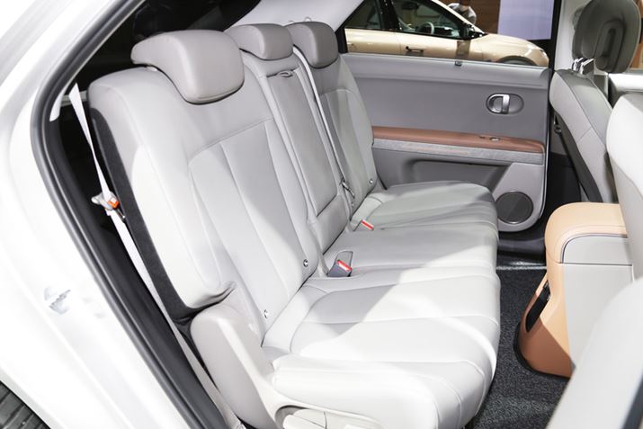 qfuACIjbN5ṽtgV[gƃAV[gɂ́AOړ\ȓdXChV[g̗pĂ