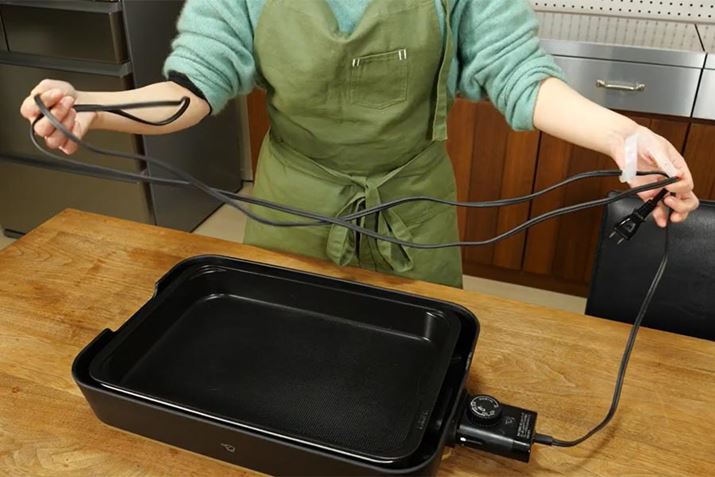 ɁA@\fƓdR[h2.5mƒ߂ŁAXgXȂ񂵂₷̂CC