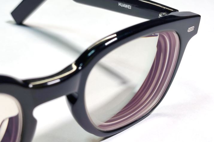 uSMART KUBOṽÝuSMART LANGvƈقȂAI[\hbNXȃfUCBY̎dlɂẮAt[ƃYɒioꍇ