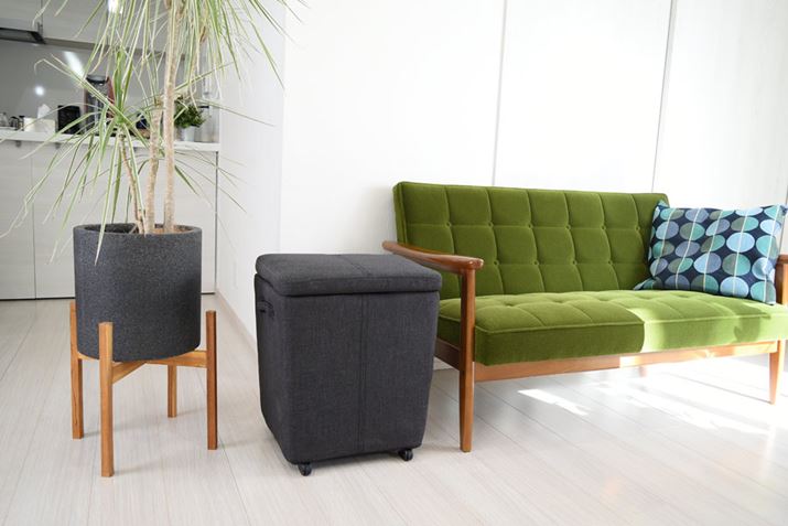 TCY͖400ij×340isj×500ijmmB{̕\ʂɃt@ubNfނ̗pĂ̂Œg݂Aڗ͂Ȃۂ