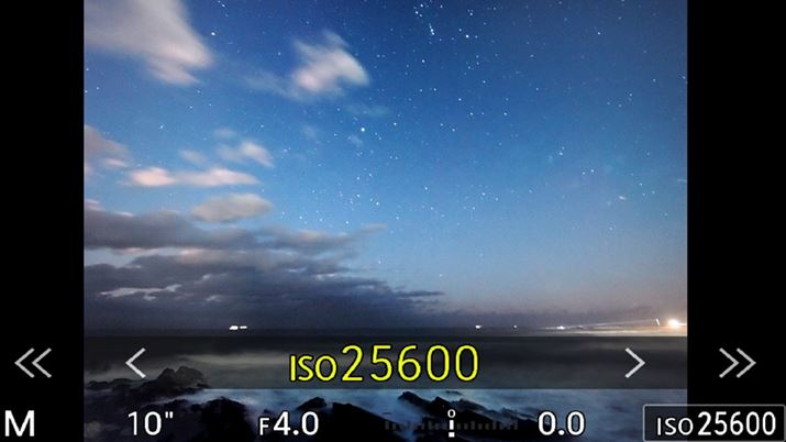 px͍ōISO25600ɑΉB]2i̊xĂỉ摜HDMIo͂ŎBeʂLv`[̂łBJ̃j^[ɕ\ʂƂ͈قȂĂ܂j
