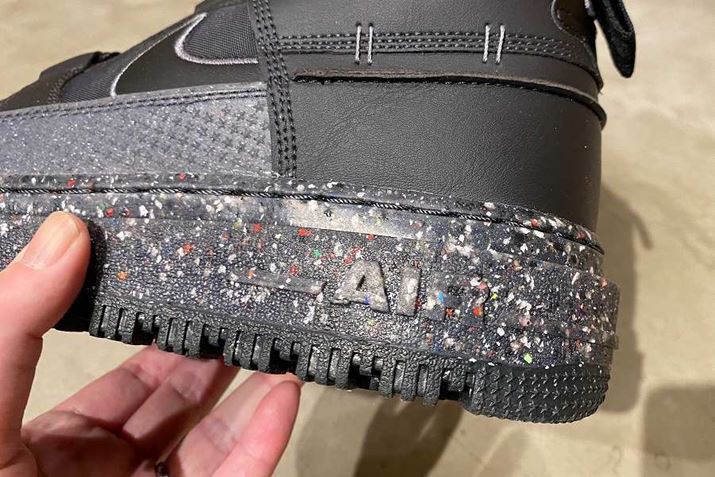 ~bh\[́Af̐YHŔXNbvAgȂȂV[YTCNčfށuNike GrindvƁÃtH[~bNX