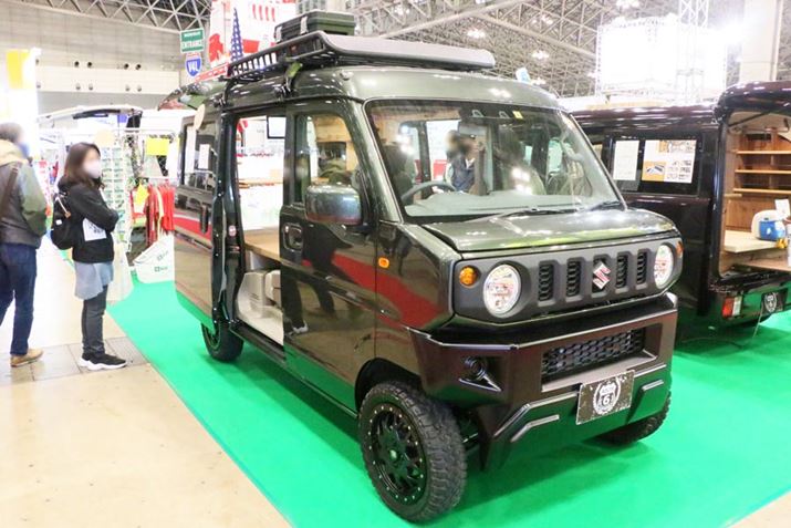 i2,295,700~`ŁAtFCXȂǂ̃IvV𑕔WԂ3,377,700~ƂȂĂBuWj[ṽtFCXڐAIvV̉i708,000~