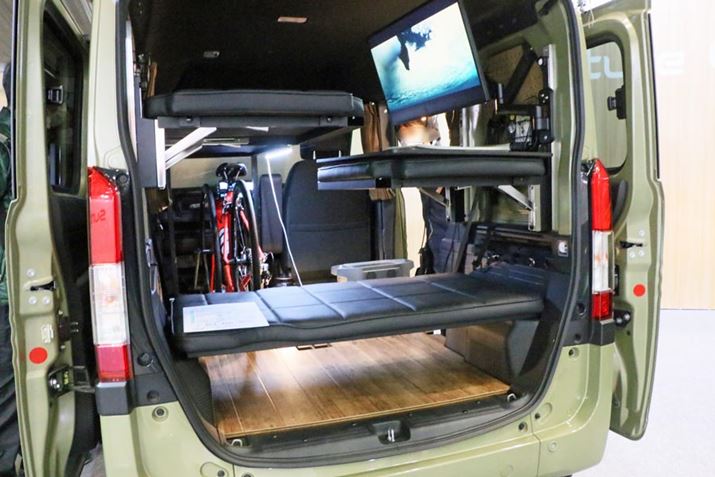 Aɐݒułx`V[gii35,200~j⃂j^[tA[Zbgii22,000~jȂǂIvVŗpӂĂ