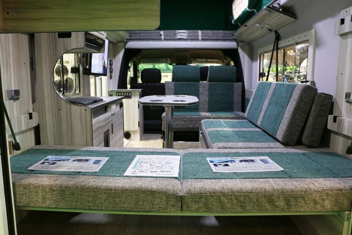 Lr͂ȂLXBV[gWJ΁AقڑSʂxbhɂȂ