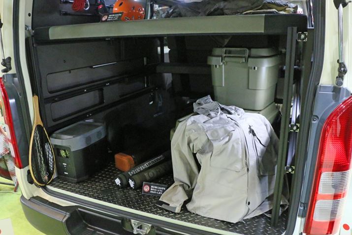 xbh̉̃Xy[X͂ȂLB͕֗