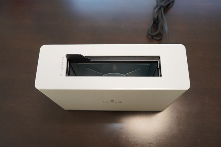 ɌJĂācc|bvAbṽg[X^[ۂł