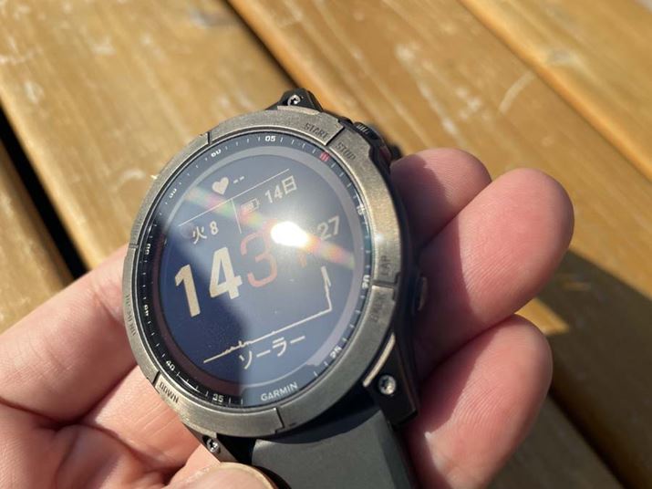 Tt@CAKXƃV[X[\[[plfBXvC̏㕔ɓڂ邱ƂŁA\[[[dOV[Ýufenix 6vƔr2{ɌサƂ̂