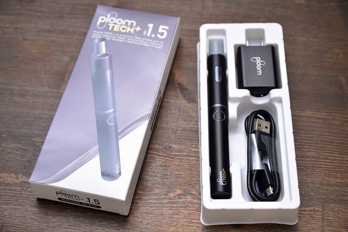 uX^[^[Lbgvɂ́AfoCX{̂ACA_v^[AuUSB Type-C P[uvȂǂĂ܂