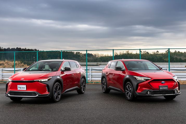 ̓g^ubZ4XvŁAE̓Xou\evBԂ́Ag^ƃXőJɂoԂ