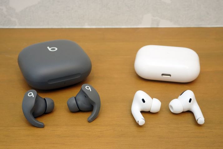 uBeats Fit ProvAuAirPods Provrr[