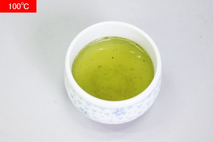 100şꂽ́A80̂ƐF݂͑卷܂񂪁Ał݂ƁA㖡ɏ݂܂BÂ̂ɂ悳Ȗ킢ł