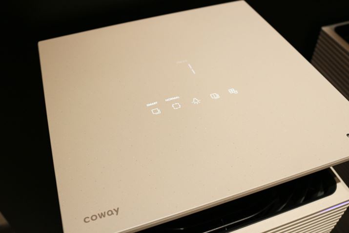 嗝΂̂悤Ȏ̓VʂɁA^b`pl𓋍ځB^]󋵂⎺̋C̏Ԃ\CWP[^[̏Ɠx͗}߂Ȃ̂ŁA͌Ȃ܂񂪁A삷鎞̎F͏Xł