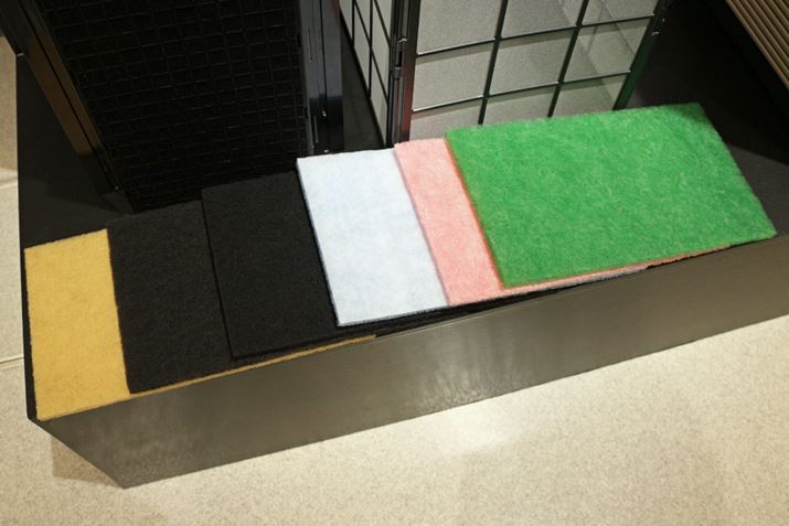 JX^tB^[ɂ́utB^[vuVztB^[vu_uELtB^[vu_XgtB^[vuybgtB^[vuAM[tB^[v6ނpӂĂ܂BJX^tB^[̃[J[]i11,540~iōj