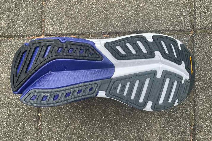 AEg\[ɂ́AObvɂꂽuR`l^o[ṽRpEhgp