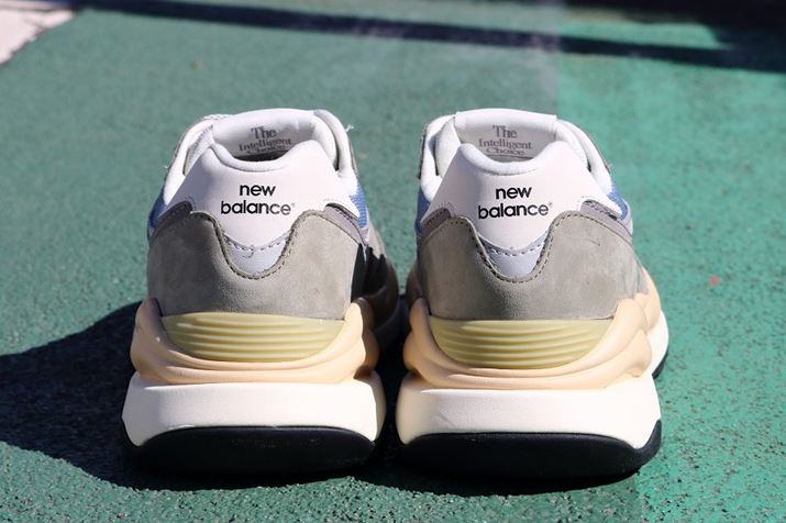 j[oX́uM5740 LLGvBJ[́uGRAY/BLUEv