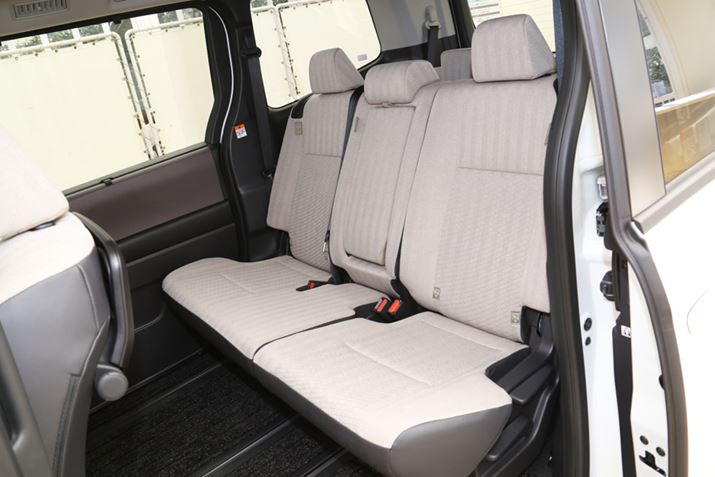 V^umAvuHNV[v8ldl2ڃV[ǵAx`V[g^CvɂȂ