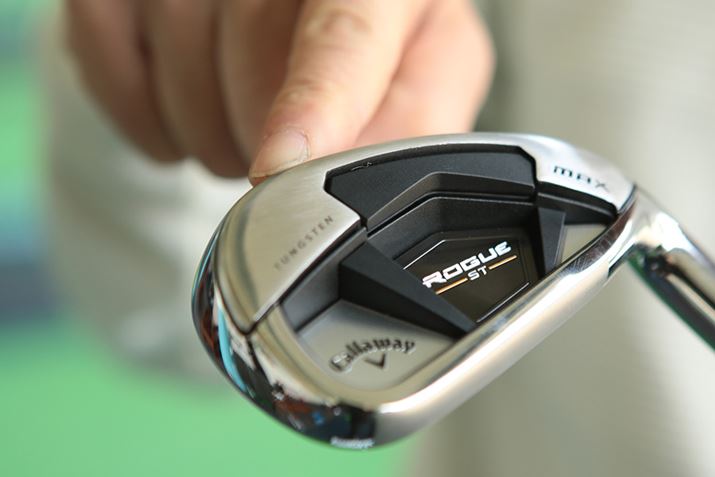 wbh̃gDɁuvWVE^OXevƌĂ΂EF[gzuAtF[X̐^񒆂ɐc悤ɐ݌vĂ܂BdŠʂAeŒi̍eSđłƂł܂