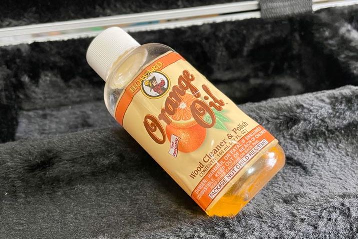 M^[ł悭ԁuHoward ORANGE OILvI L\I ł͌X́cc