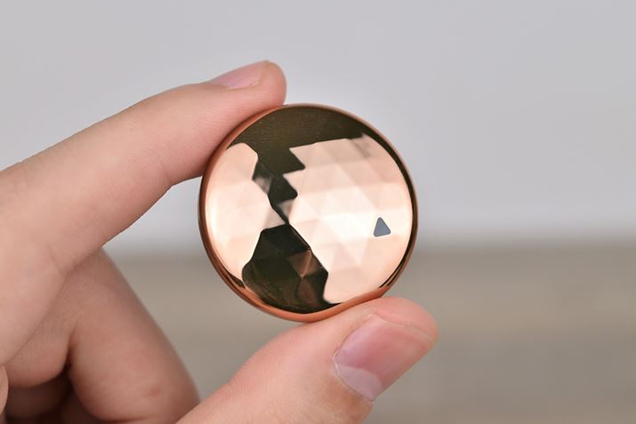 {̂̃TCY͖33iaj×8.5ijmmŁAdʂ͖6gBɎgpꍇAEƍɂꂼЂƂv2邱ƂɂȂ邪ASaoقǂ̏dł͂Ȃ낤