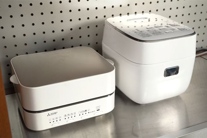 ̃uEXeLłAzCg킢I ъ①ɂȂǁALb`ƓdzCgJ[őĂlɂ͂ꂵI