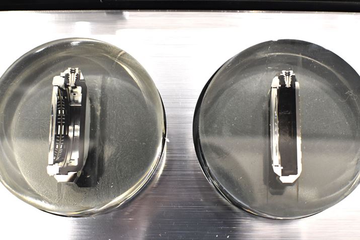 ]fuMTG-B1000vŁAEVfuMTG-B3000v̐ؒfʁBW[iQllj4.93mm3.48mmցAP[X14.39mm12.1mm֔^