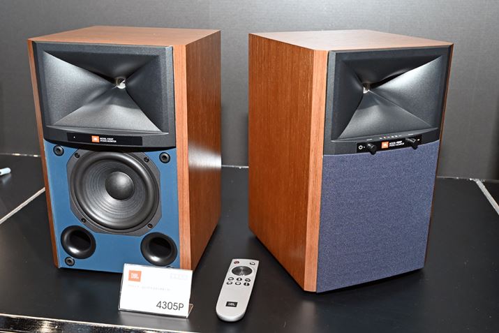 2EFCubNVFt^̃ANeBuXs[J[u4305Pv