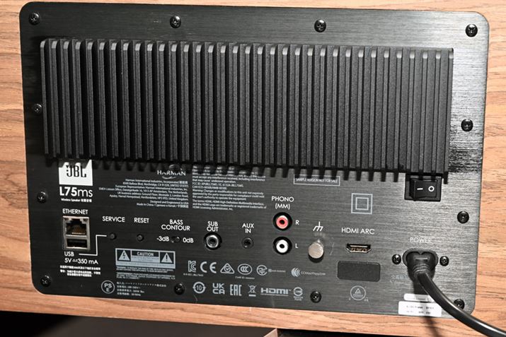 HDMI𓋍ڂĂAerƂ̐ڑ\