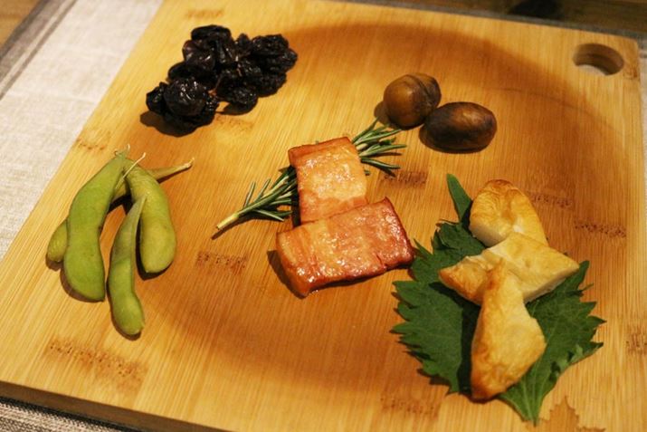 AɂHނꂱl̂ýBHƂāu}×TN`bvvux[R×i`bvvu܂ڂ×i`bvvu}t[Y×i`bvvuÌI×N~`bvvƂgݍ킹ō5ނpӂĂ܂A̒ŁAM҂ƂCɓ̂͊ÌIłBI̊Â̂Ƃɍ肪ĂȂ̂łAʂɏĂÌIHׂfRI