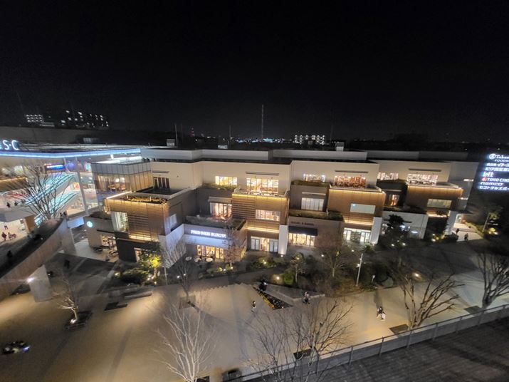 Ɠi𒴍LpJɐ؂ւĎBeBLpJƔrg[̕ῶقڂȂB̃JuȂɈ肵掿ŎBeł