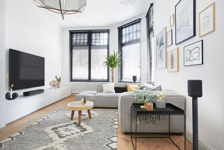 Denon Home Sound bar 550e@ƂāACX̃TEhBAXs[J[ƂȂDenon Home 150^250Ƃ́AꂼsAEc[EsAŐڑdl̂߁A肵₷Dʐ̂|Cg