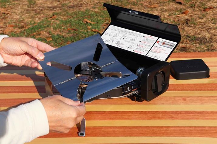 ɁAq[gV[hJāAo[i[jbgɎt܂