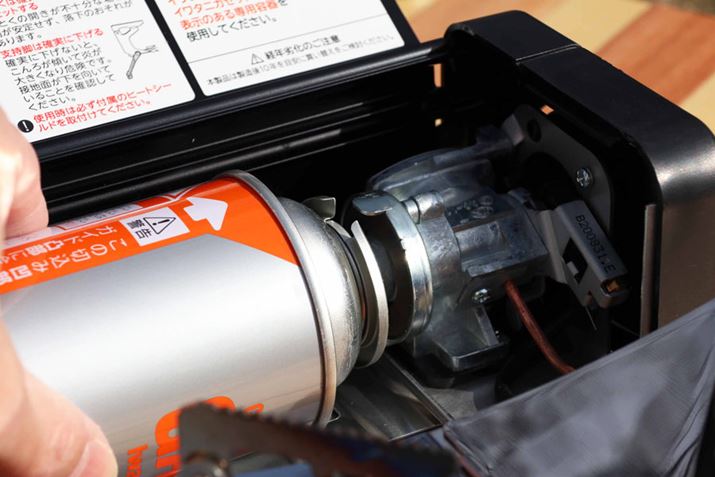 _΃c}~ItɂȂĂ邱Ƃm߂ĂAJo[Jă{xt܂