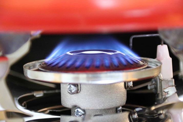 Ȃ̎΂ɂ邱Ƃł̂ŁAۉɉM߂ɂȂ邱Ƃ܂