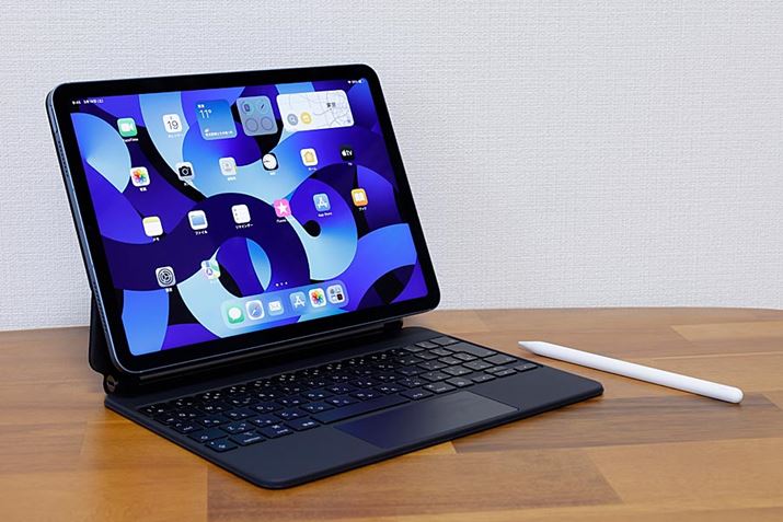 ANZT[ނiPad Airi4jƓBuMagic KeyboardvuSmart Keyboard FoliovAɁuApple Pencilvi2jɑΉĂ