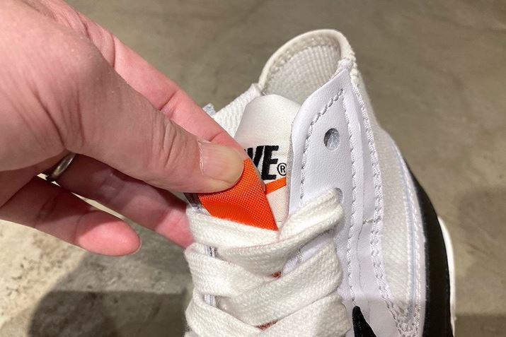 q[ł͂ȂAV[^ɂv^u݂Ă܂