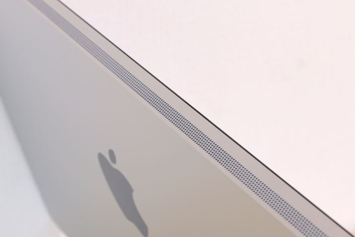 Xs[J[gݍ܂Ă邽߁A݂2cmقǂ