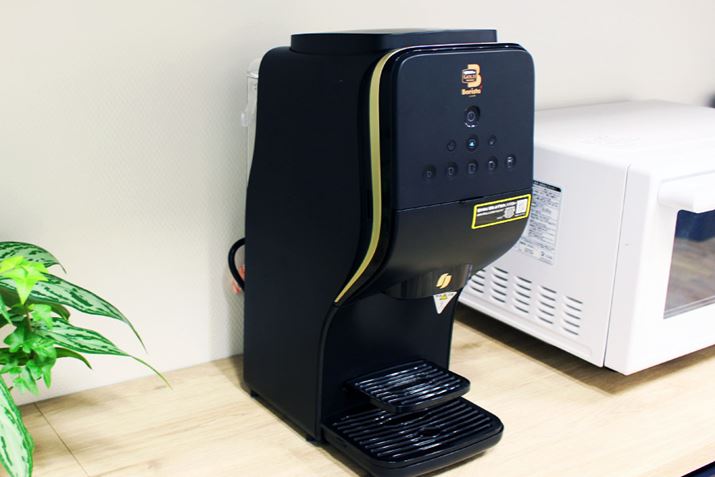 dqW̉ɒuĂ݂܂BꏊƂۂłAubNƂX^CbVȃfUCŁALb`̂ȃANZgɂȂĂꂻ