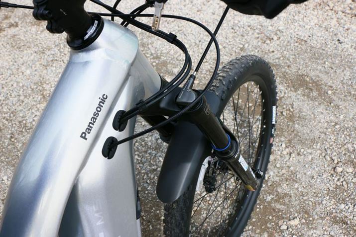 tgtH[NSR SUNTOUR uAION35 EVO Boost RLR-PCSvB150mm̃Xg[NʂAy_O̍ۂɓ}郍bNAEg@\ڂĂ