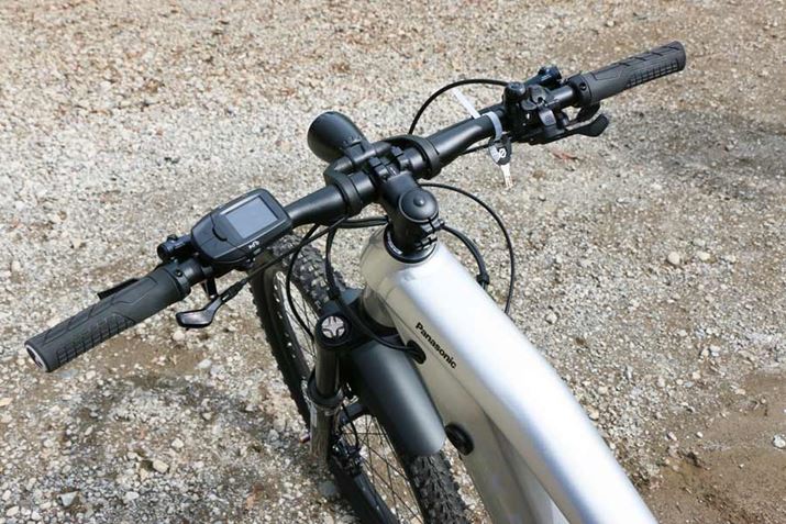 It[hsɗ}悤ɁAnh680mmƂȂĂBʎ]Ԃ̋Kiɂ͎܂Ȃ߁Ȃs͂łȂ̂Œӂ悤