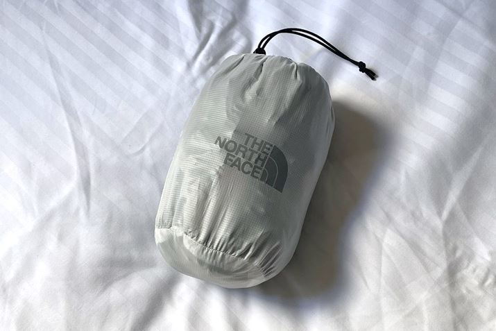 X^btTbNtB[́A350mlʂ2قǑ傫x̃RpNgTCY