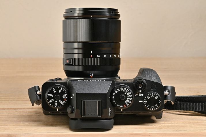 ̍LtH[JXOƁAAiI[gj|WVbNt̍i胊O𓋍ځBuXF23mmF1.4 RvɂtH[JXNb`@\͏ȗĂ