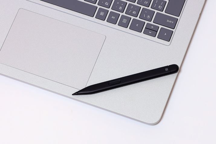 ʔSurfaceXy2Bׂȉ~`ŁAꌩɂɌ邪gĂ݂ƈĊO₷ď₷BSurfaceXy2̉i.comňi17,490~