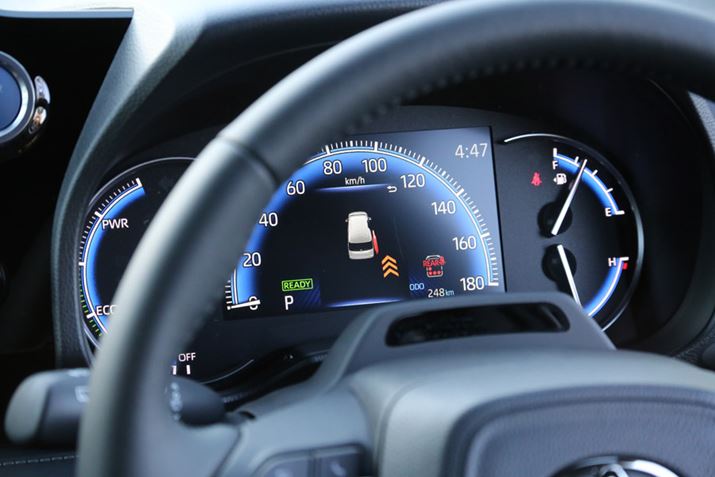 g^ V^umAvuHNV[vł́AdXChhAJĂŒɁA]ԂȂǂڋ߂ƃ[^[̕\ƉŒm点ĂƂƂɁAXChhA̍쓮~܂S@\Vɍ̗pĂi[J[IvVj