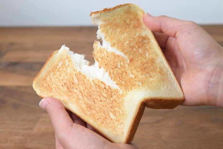 ۂɐHׂĂ݂ƁA\ʂ̓TNTNȂ̂ɁA͂Ƃ肵ĂĂBĂڂɃȂ̂ŁAǂHׂĂAނтɏ̊Â݂芴ꂽ