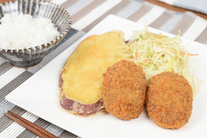 ނ̈Ⴄg𓯎ɉ߂A߂ł邱Ƃ͂ȂBłĈ߂̓TNTNŁAgĂ̂悤ȐH