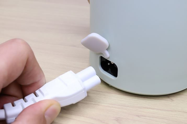 ḾA{̉̃\PbgɓdP[uڑ